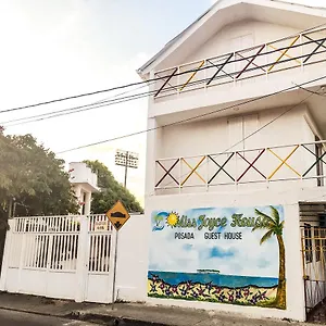 Miss Joyce House Mini-hôtel